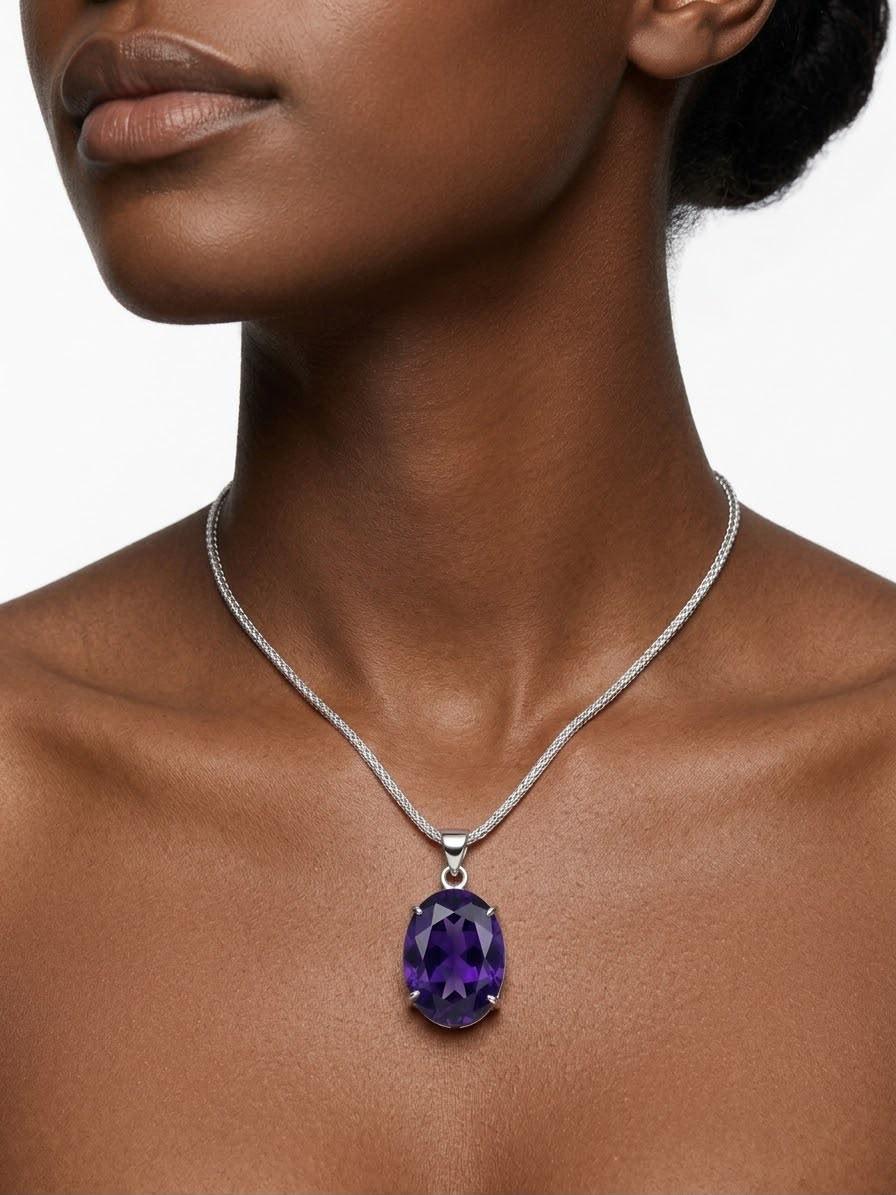 925 Neck Chain and Oval-cut Amethyst Pendant thumbnail